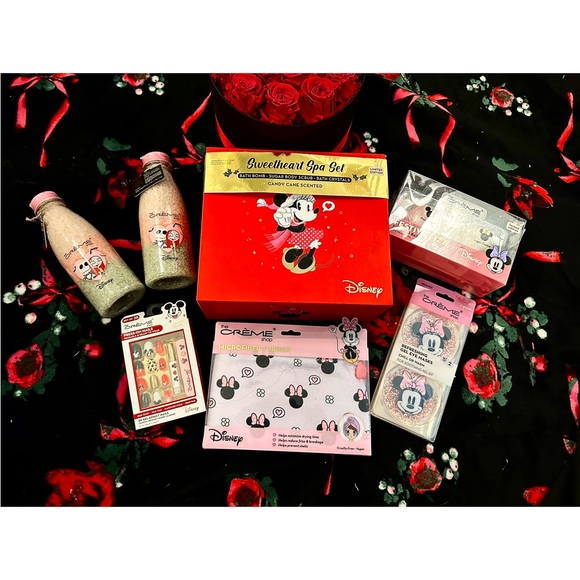 🔥FLASH SALE🔥 DISNEY LIMITED EDITION Minnie Nightmare Before Xmas CRÈME shop - Picture 5 of 9